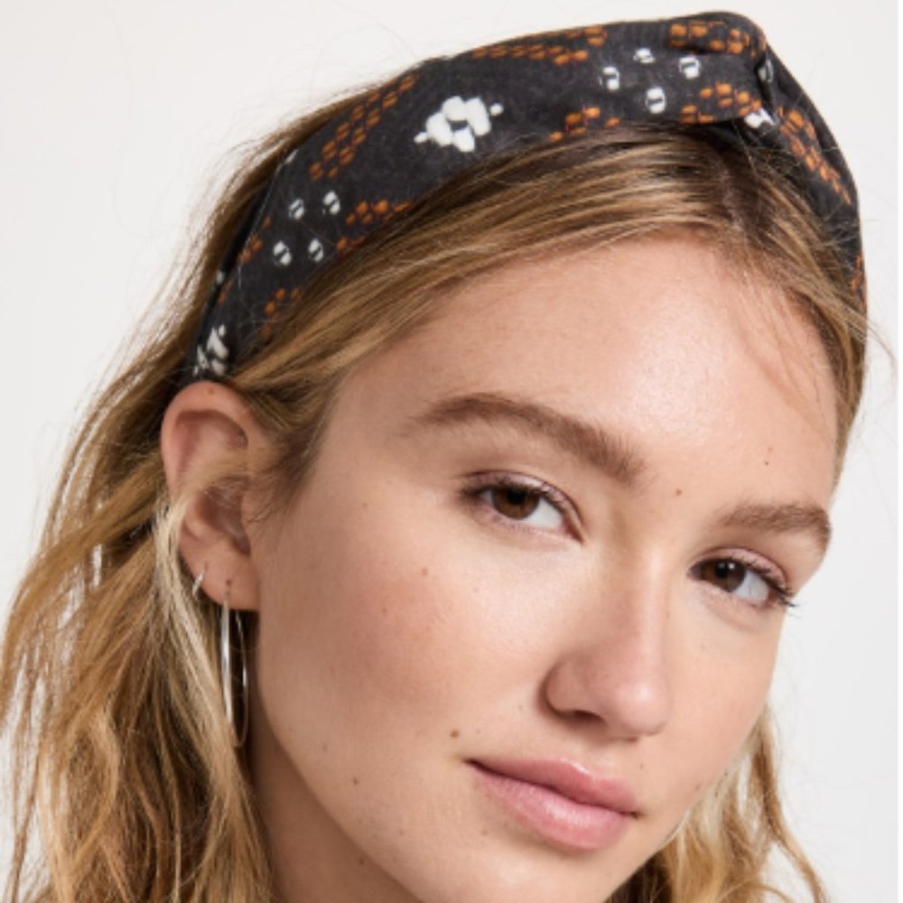 Autumn Adeigbo Diamond Plain Twist Headband